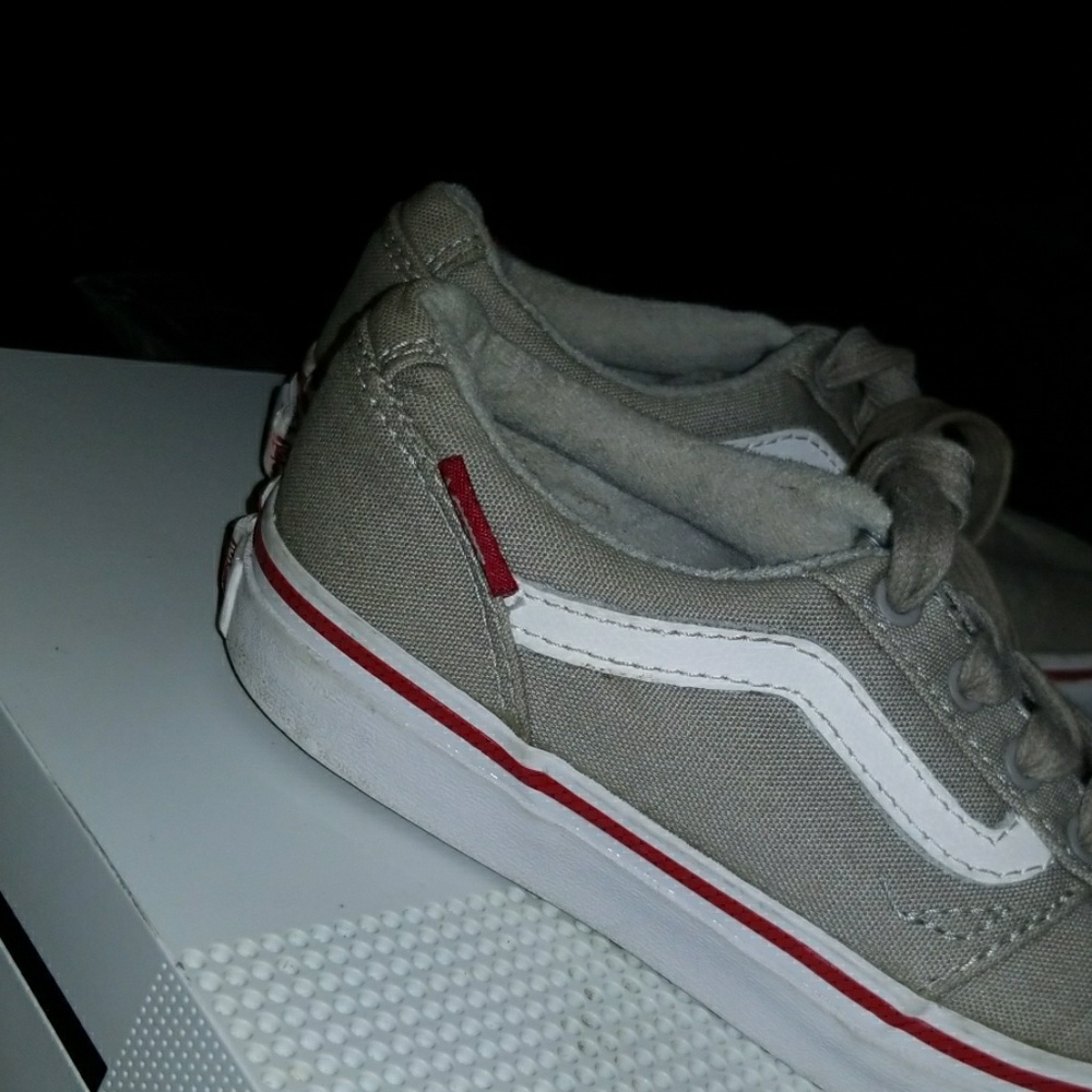 Vans youth sneaker